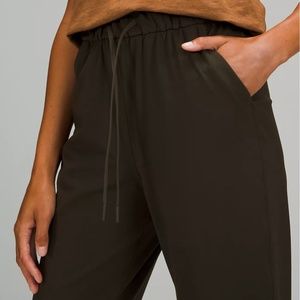 Lululemon olive high-rise jogger